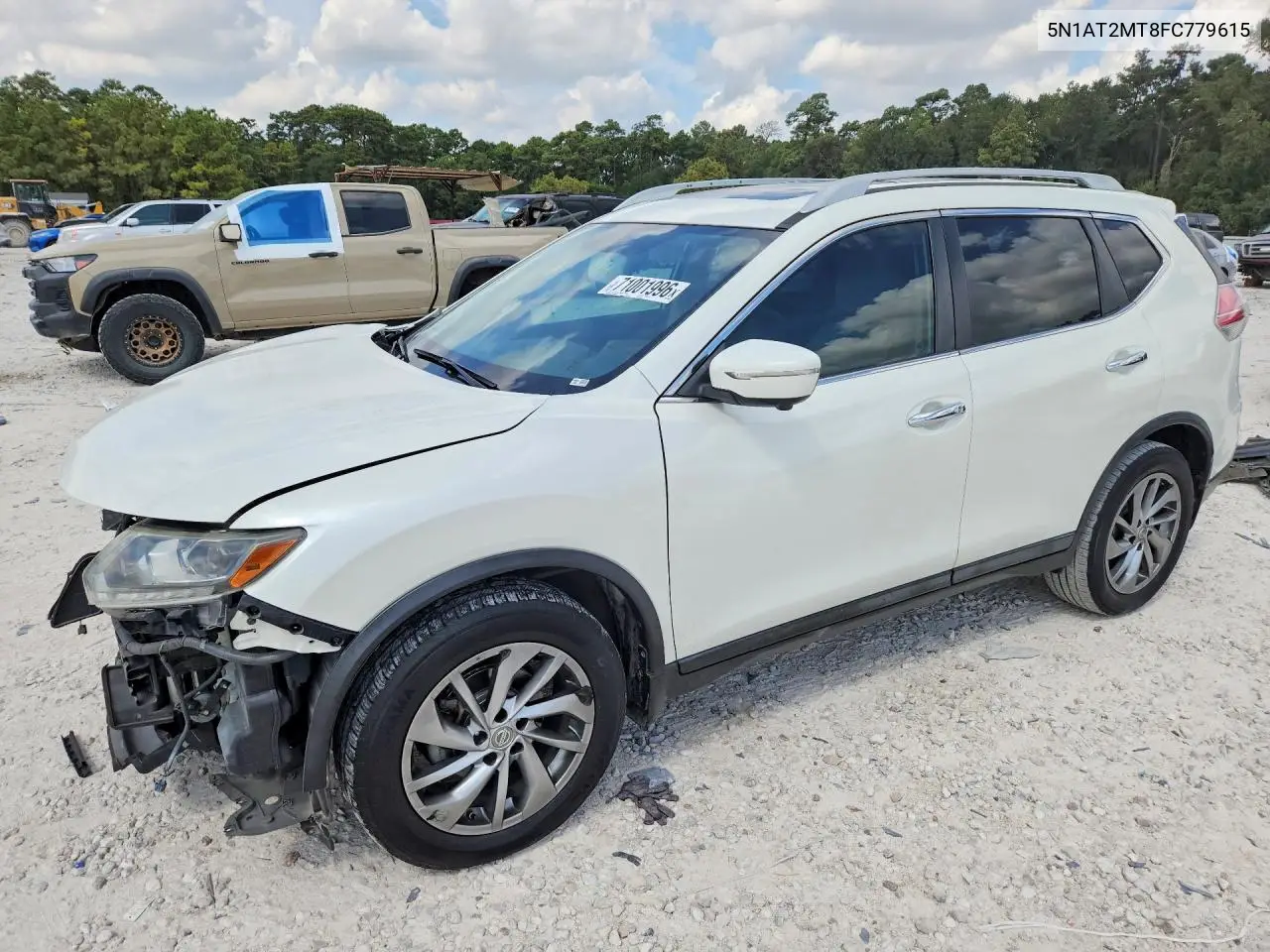 NISSAN ROGUE 2015, VIN 5N1AT2MT8FC779615