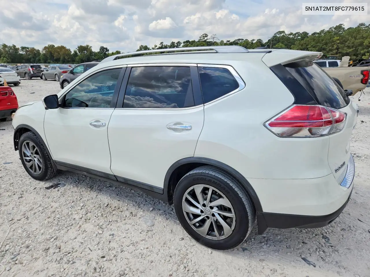 2015 NISSAN ROGUE VIN 5N1AT2MT8FC779615 — фото 2