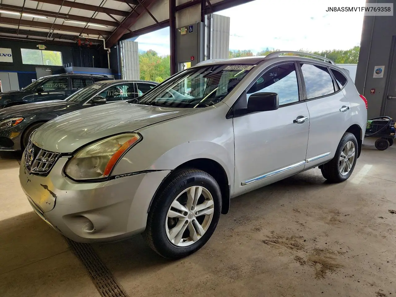 NISSAN ROGUE 2015, VIN JN8AS5MV1FW769358