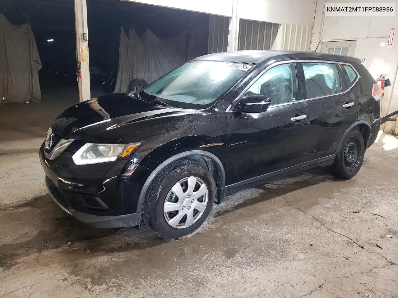 NISSAN ROGUE 2015, VIN KNMAT2MT1FP588986