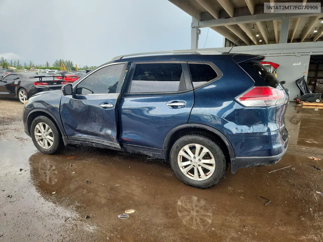 2015 NISSAN ROGUE VIN 5N1AT2MT7FC770906 — фото 2