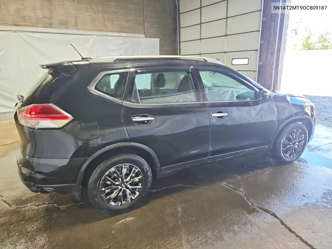 2016 NISSAN ROGUE VIN 5N1AT2MT9GC809187 — фото 3