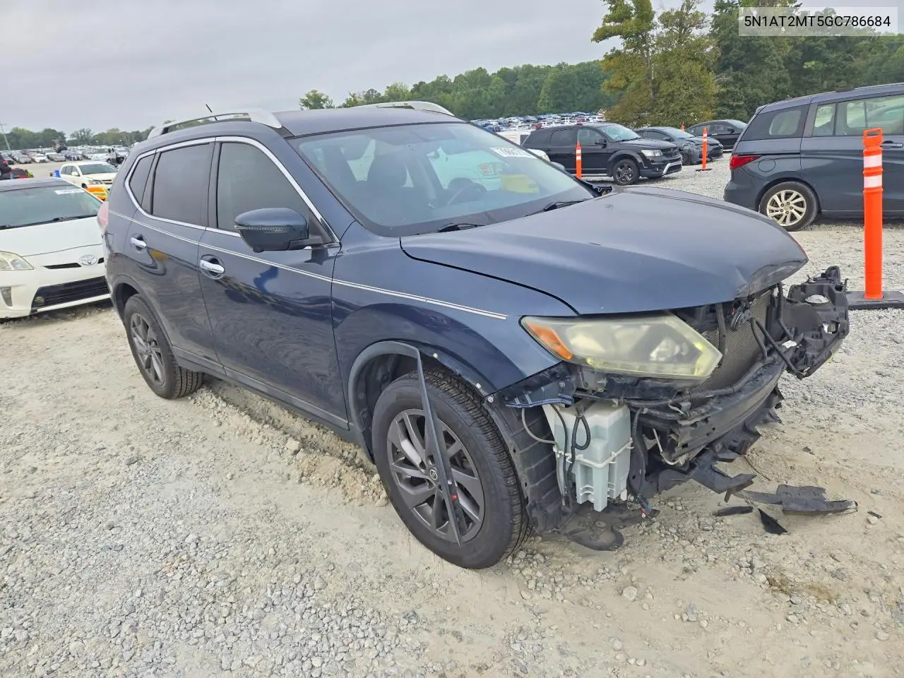 2016 NISSAN ROGUE VIN 5N1AT2MT5GC786684 — фото 4