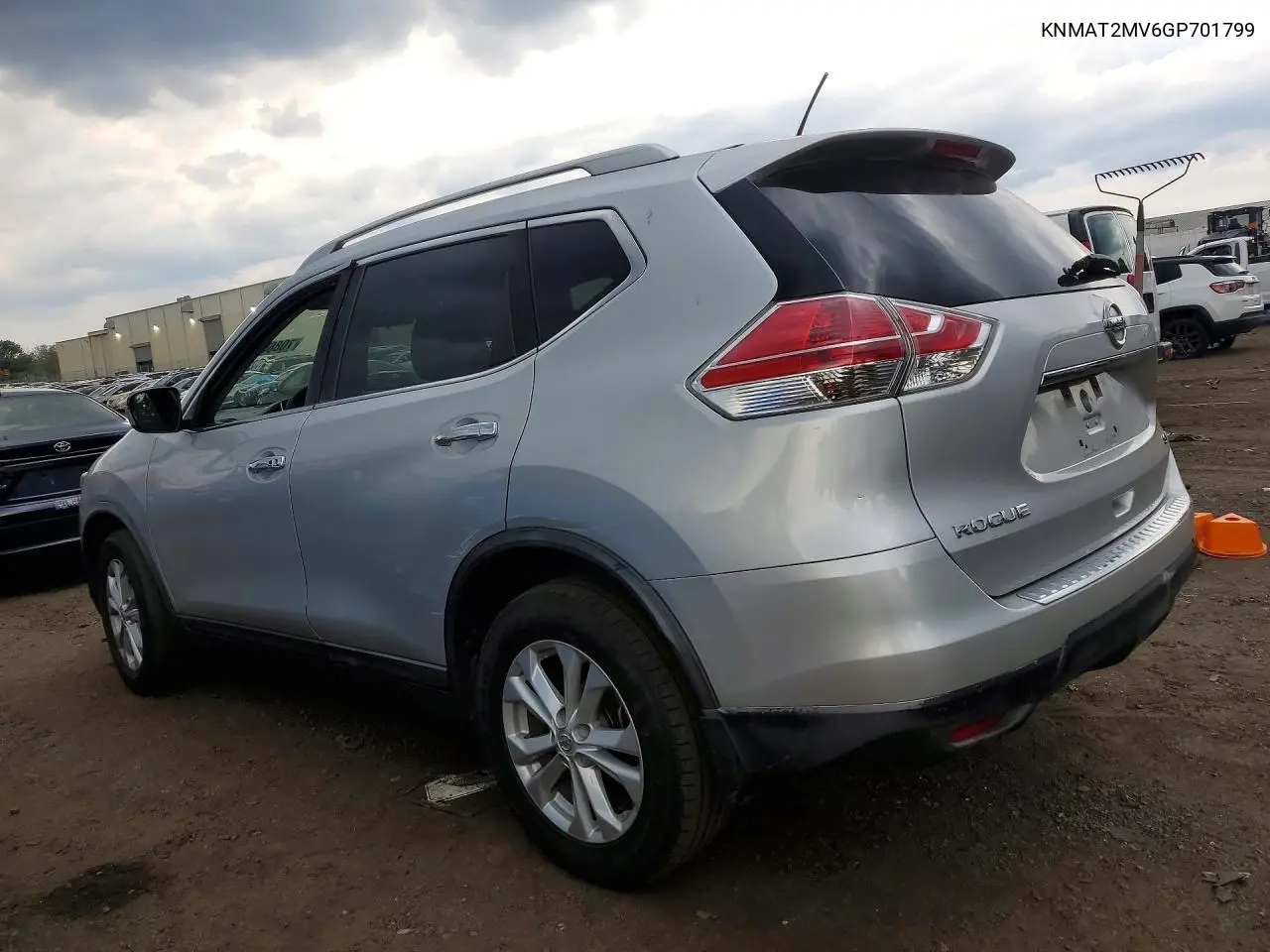2016 NISSAN ROGUE VIN KNMAT2MV6GP701799 — фото 2
