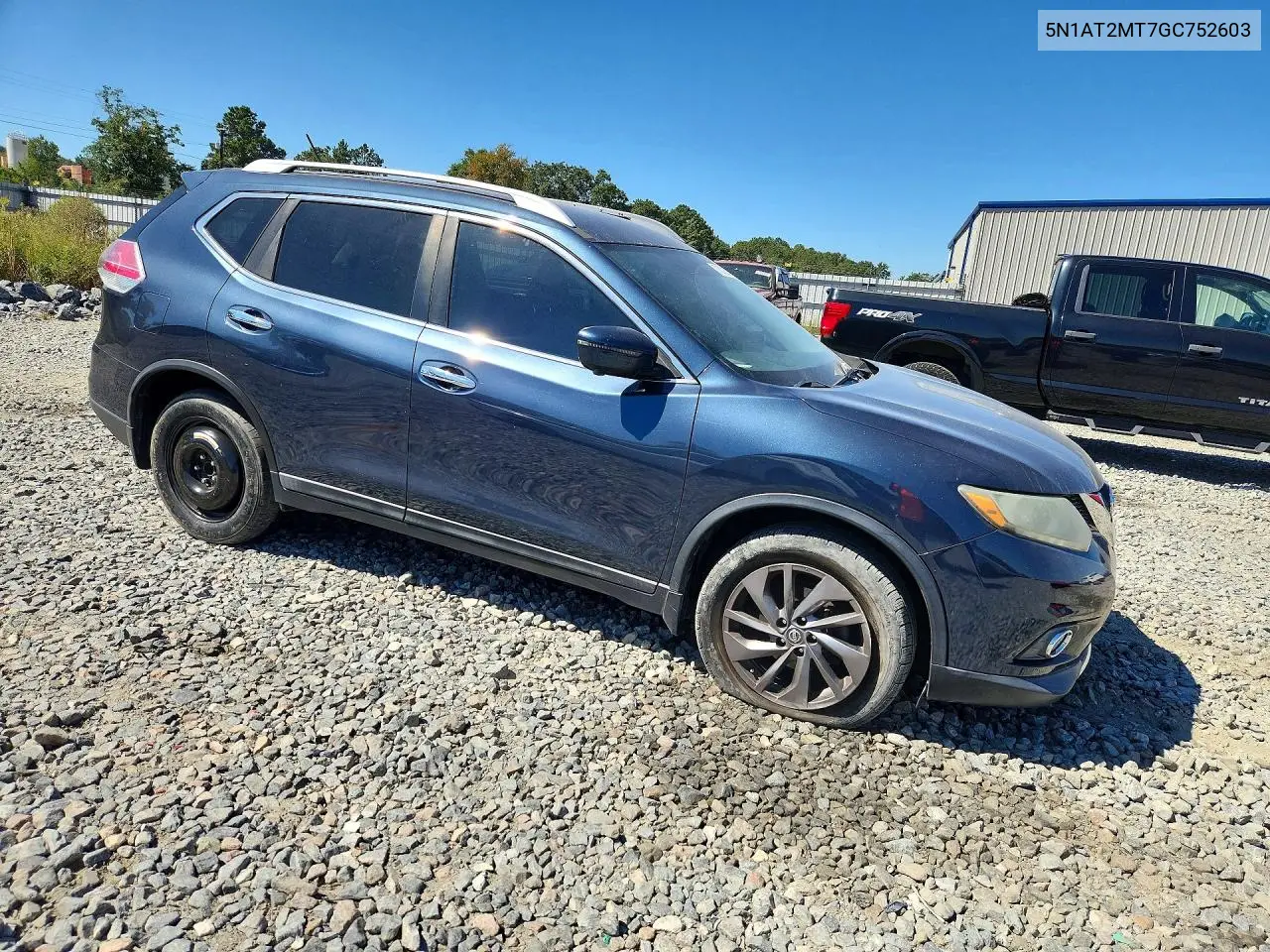 2016 NISSAN ROGUE VIN 5N1AT2MT7GC752603 — фото 4