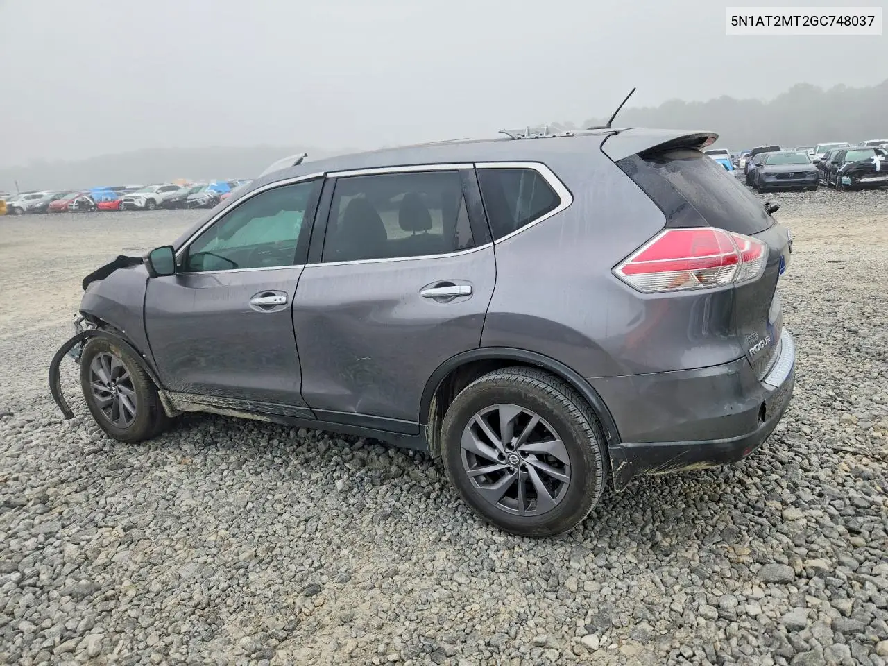 2016 NISSAN ROGUE VIN 5N1AT2MT2GC748037 — фото 2