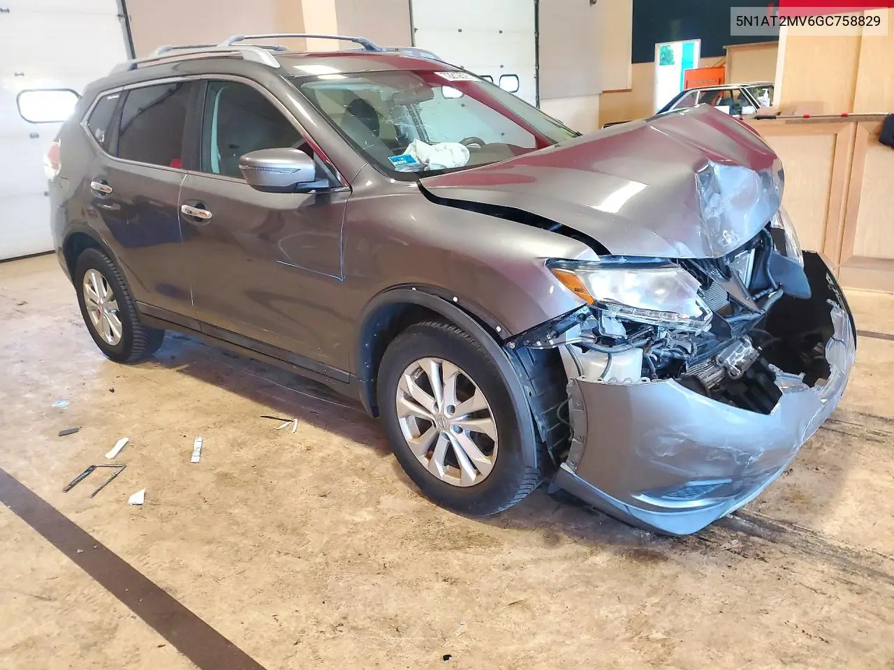 2016 NISSAN ROGUE VIN 5N1AT2MV6GC758829 — фото 4
