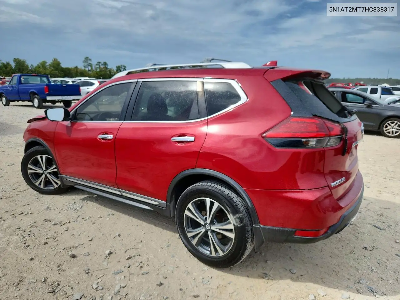 2017 NISSAN ROGUE VIN 5N1AT2MT7HC838317 — фото 2