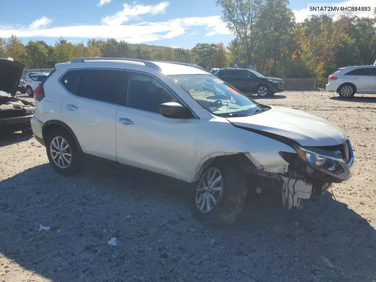 2017 NISSAN ROGUE VIN 5N1AT2MV4HC884883 — фото 4