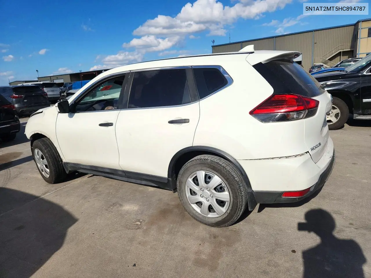 2017 NISSAN ROGUE VIN 5N1AT2MT5HC894787 — фото 2