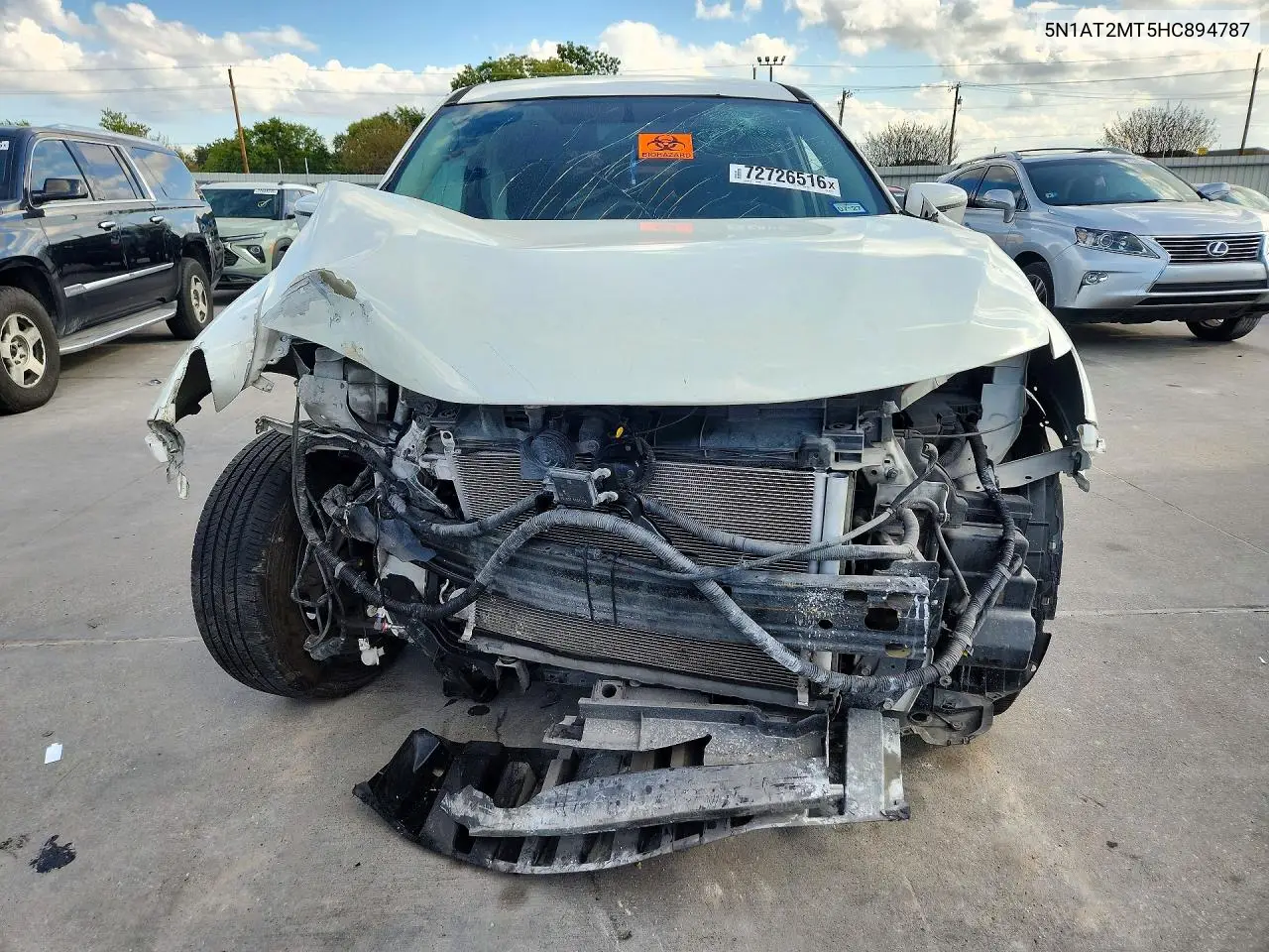 2017 NISSAN ROGUE VIN 5N1AT2MT5HC894787 — фото 5