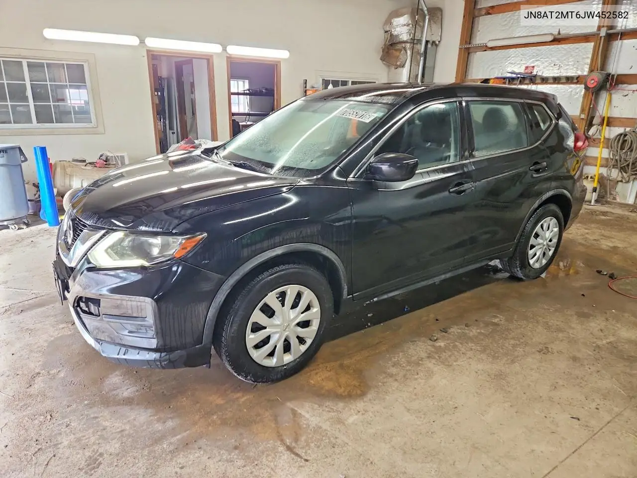 NISSAN ROGUE 2018, VIN JN8AT2MT6JW452582