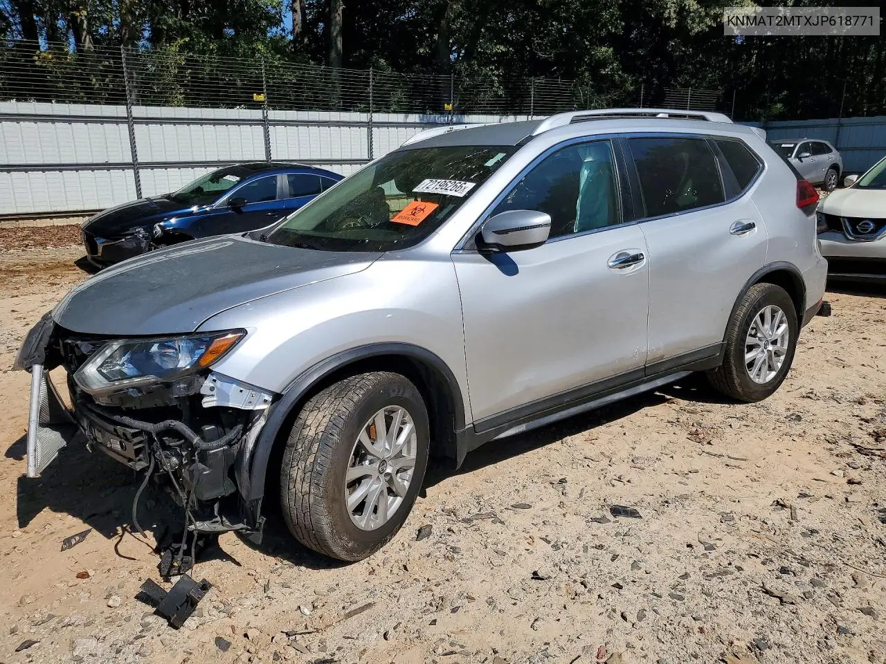 NISSAN ROGUE 2018, VIN KNMAT2MTXJP618771