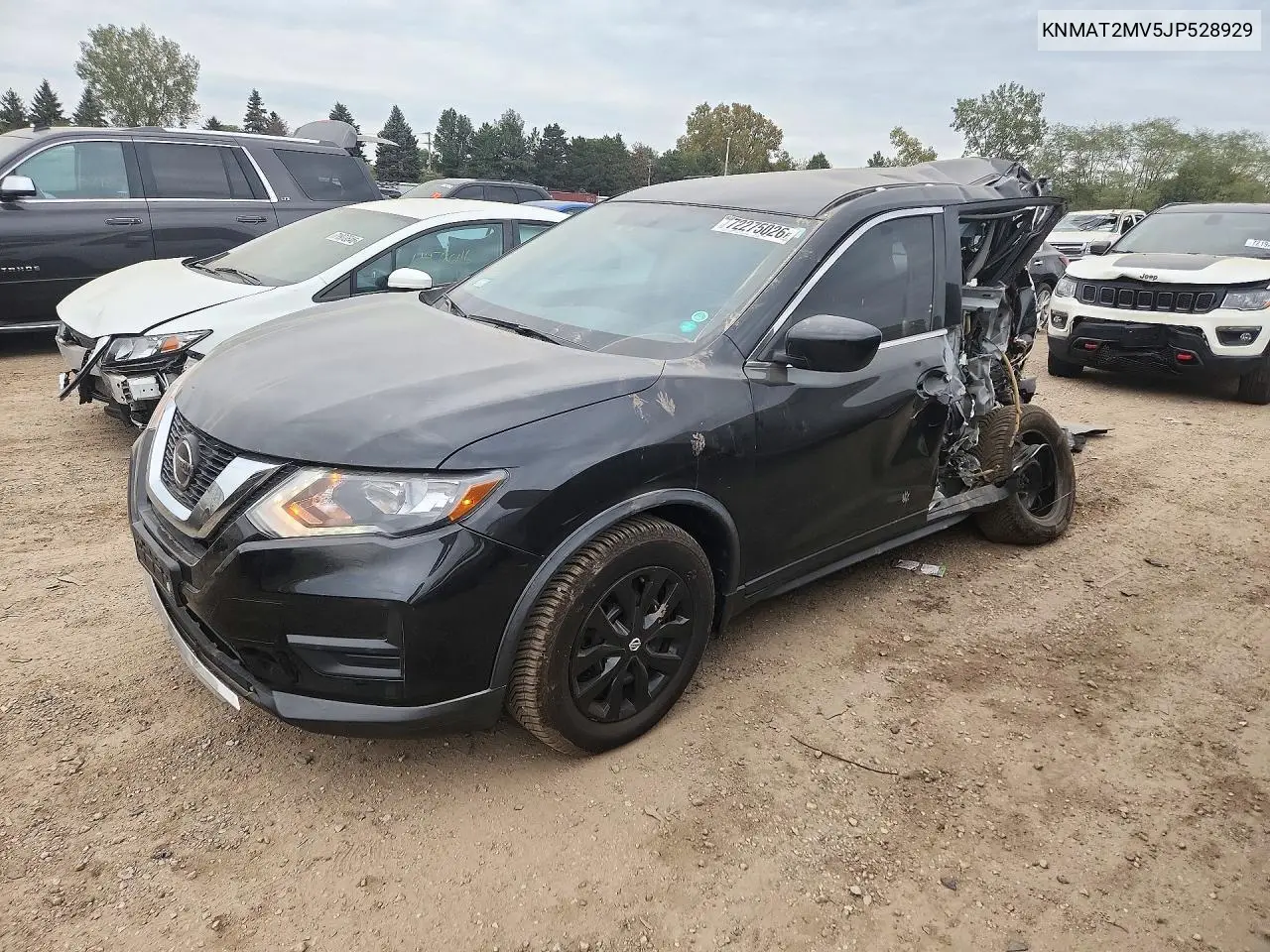 NISSAN ROGUE 2018, VIN KNMAT2MV5JP528929