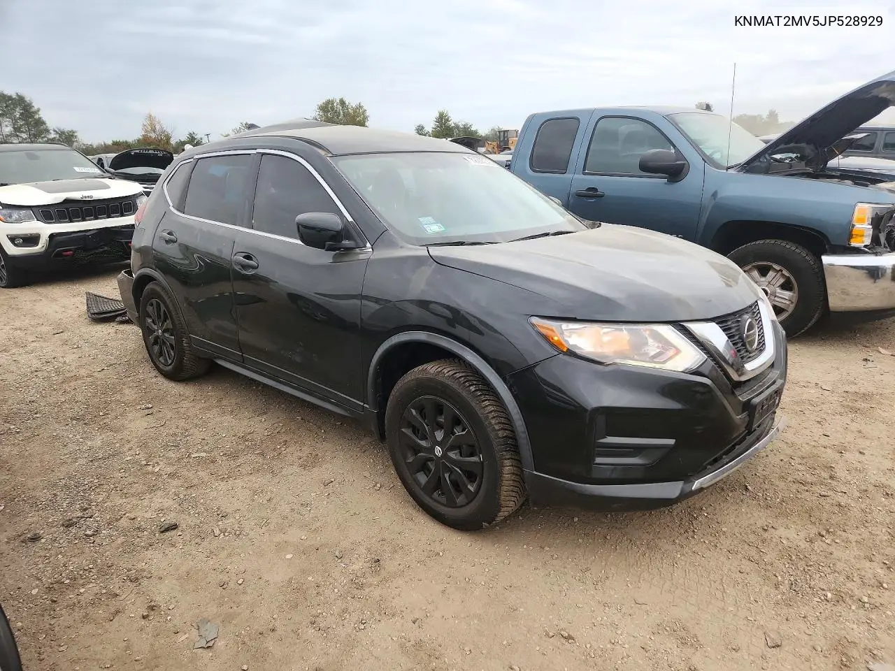 2018 NISSAN ROGUE VIN KNMAT2MV5JP528929 — фото 4