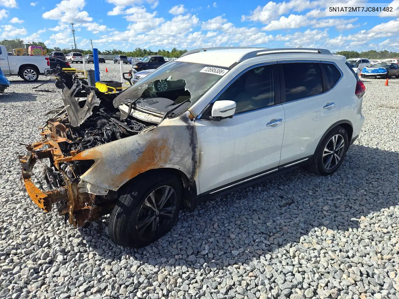 NISSAN ROGUE 2018, VIN 5N1AT2MT7JC841482