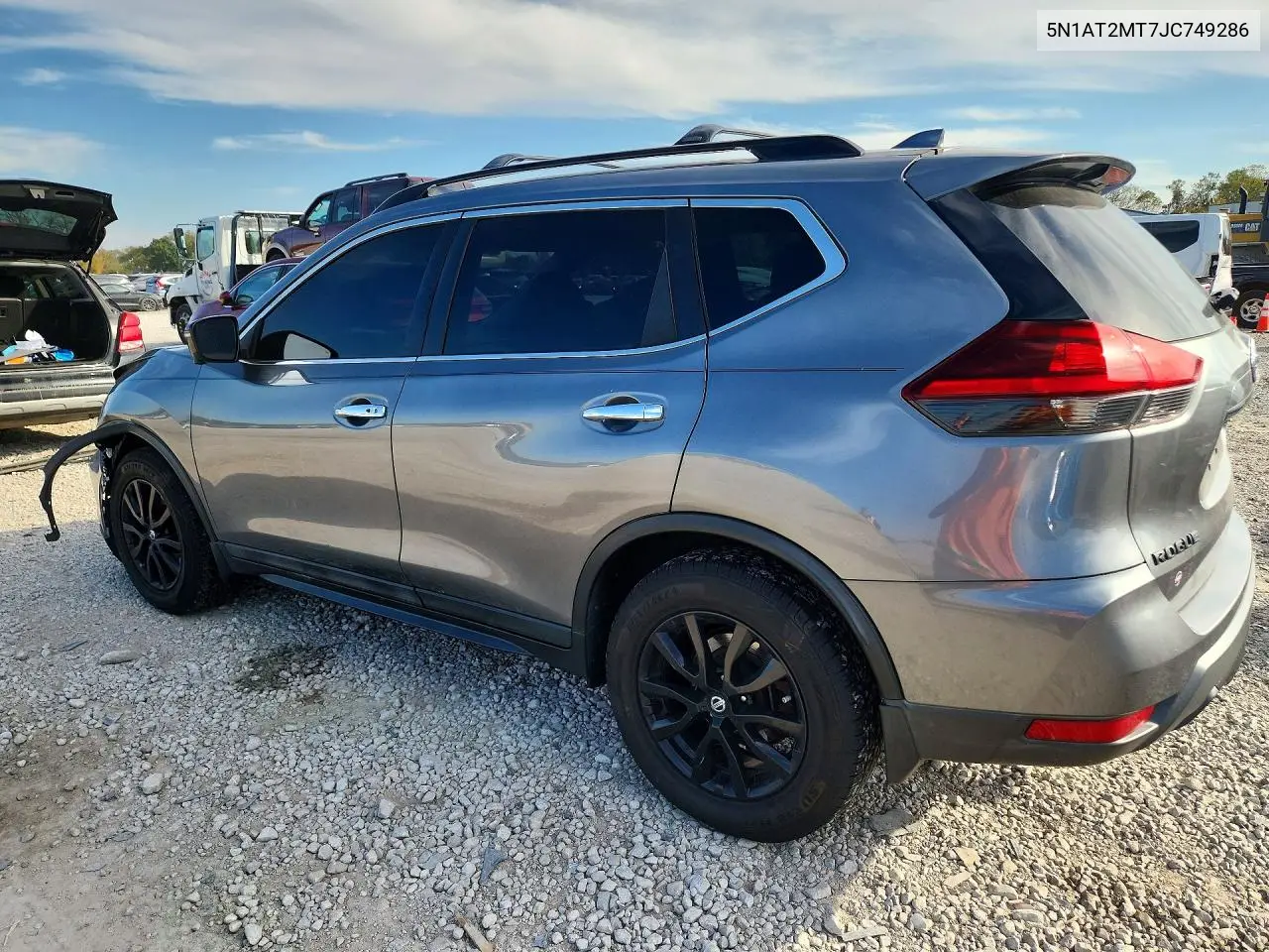 2018 NISSAN ROGUE VIN 5N1AT2MT7JC749286 — фото 2