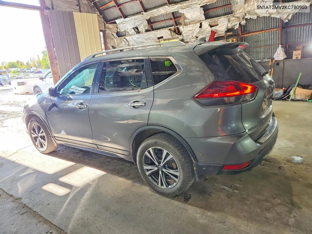 2019 NISSAN ROGUE VIN 5N1AT2MV2KC780903 — фото 2