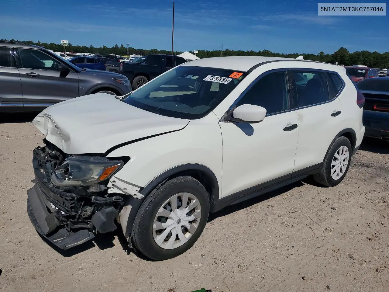 NISSAN ROGUE 2019, VIN 5N1AT2MT3KC757046