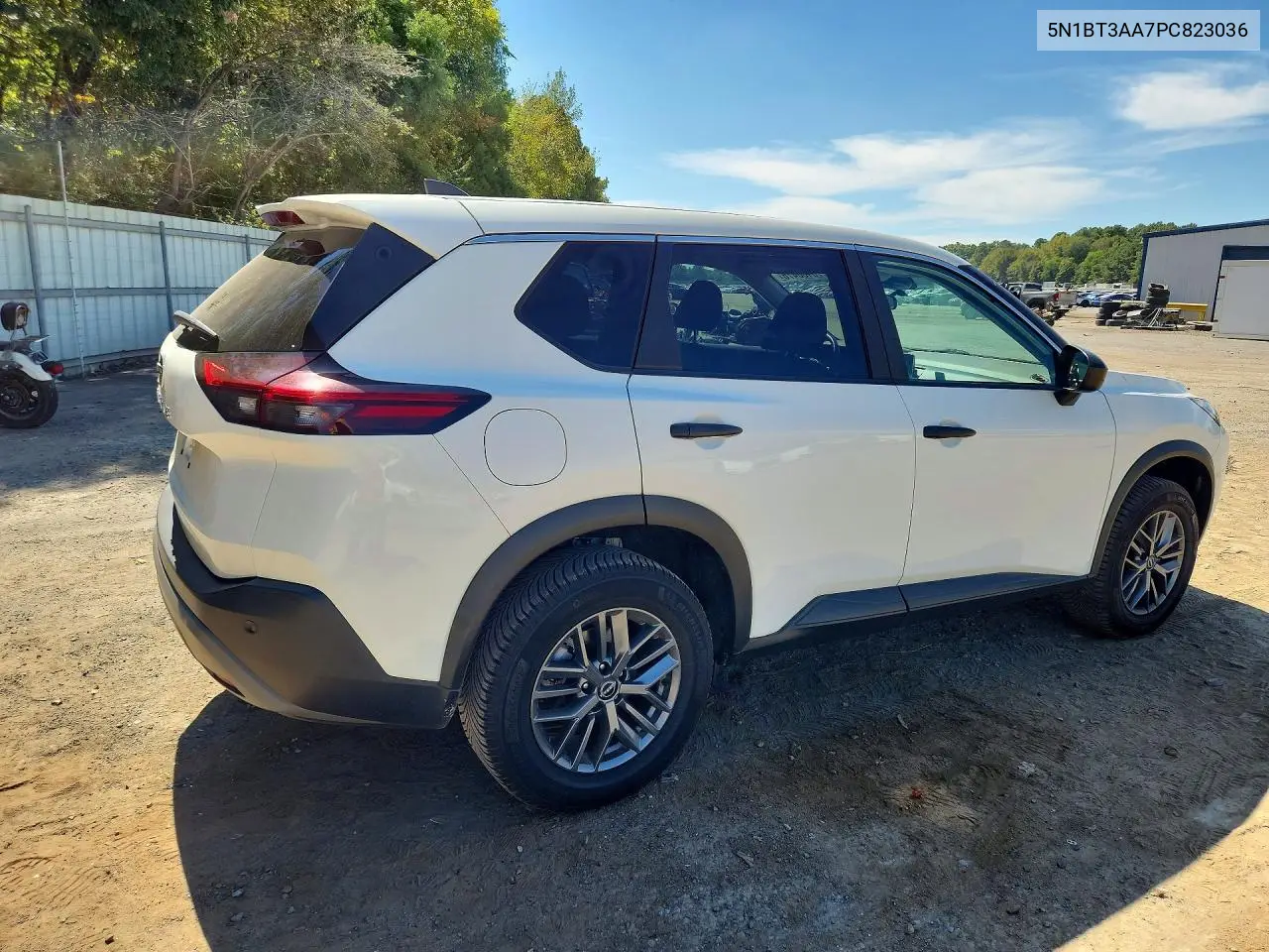 2023 NISSAN ROGUE VIN 5N1BT3AA7PC823036 — фото 3