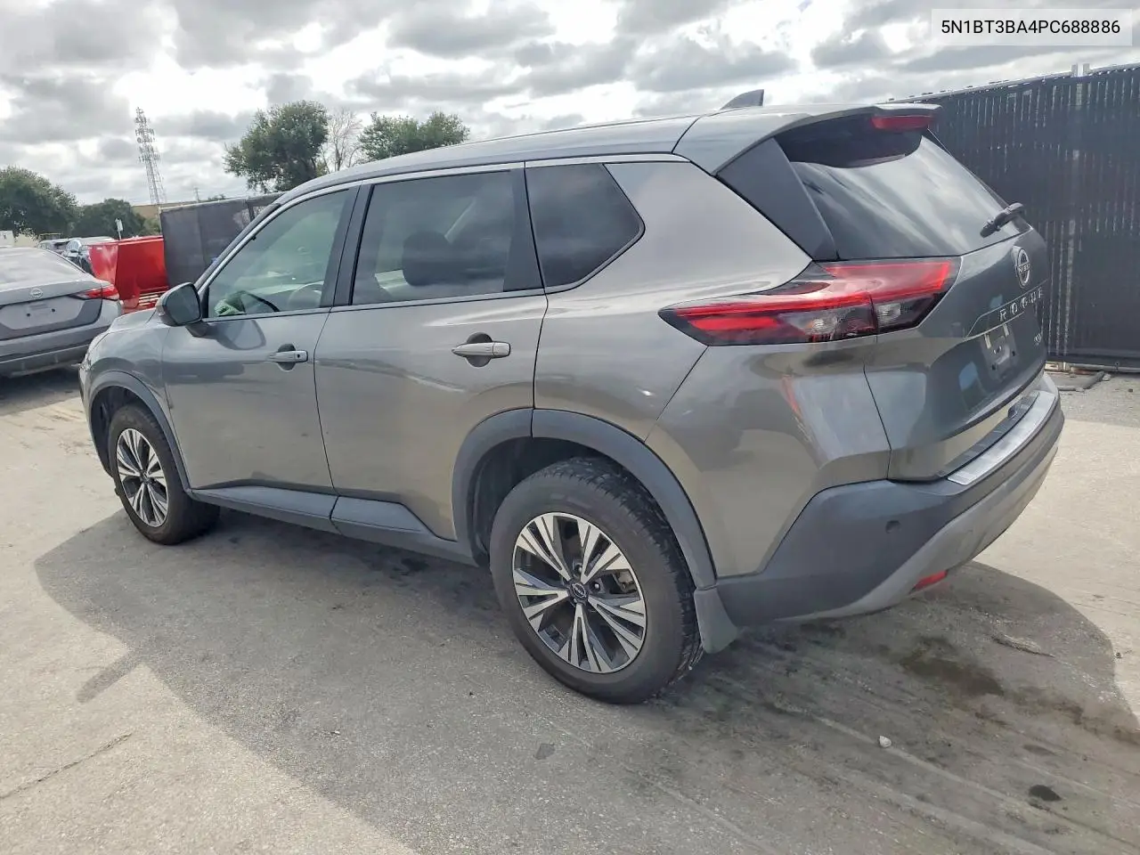 2023 NISSAN ROGUE VIN 5N1BT3BA4PC688886 — фото 2
