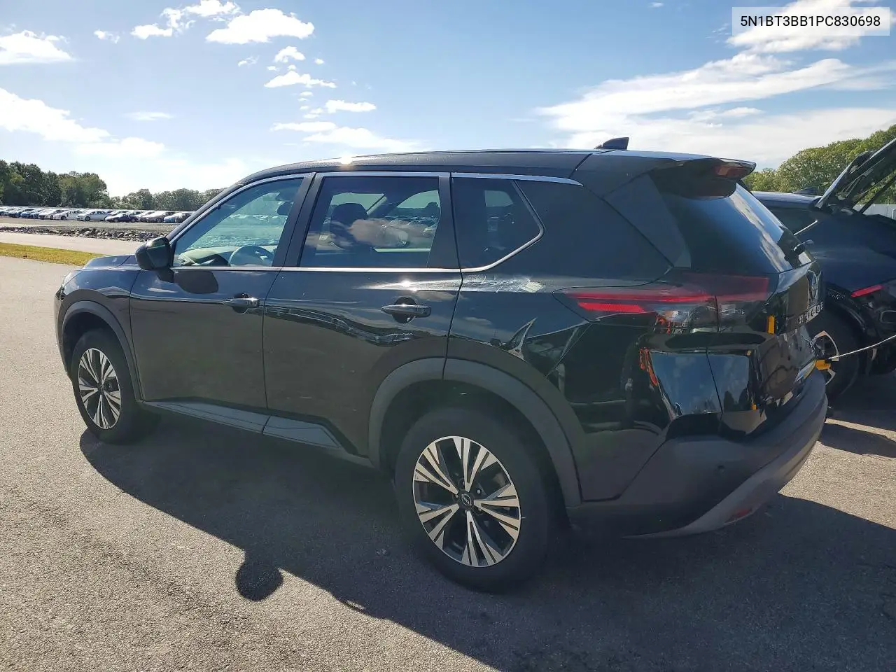 2023 NISSAN ROGUE VIN 5N1BT3BB1PC830698 — фото 2