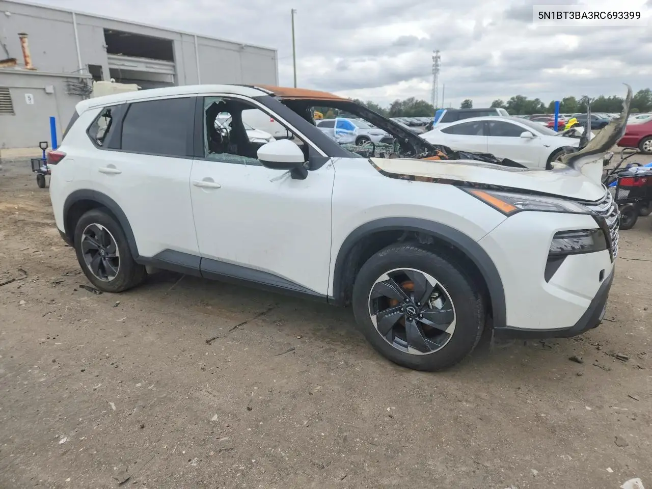 2024 NISSAN ROGUE VIN 5N1BT3BA3RC693399 — фото 4