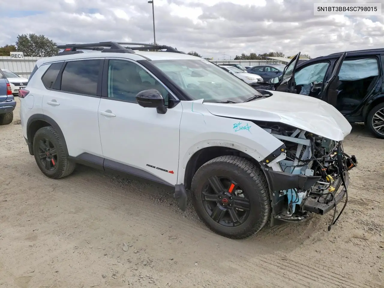 2025 NISSAN ROGUE VIN 5N1BT3BB4SC798015 — фото 4