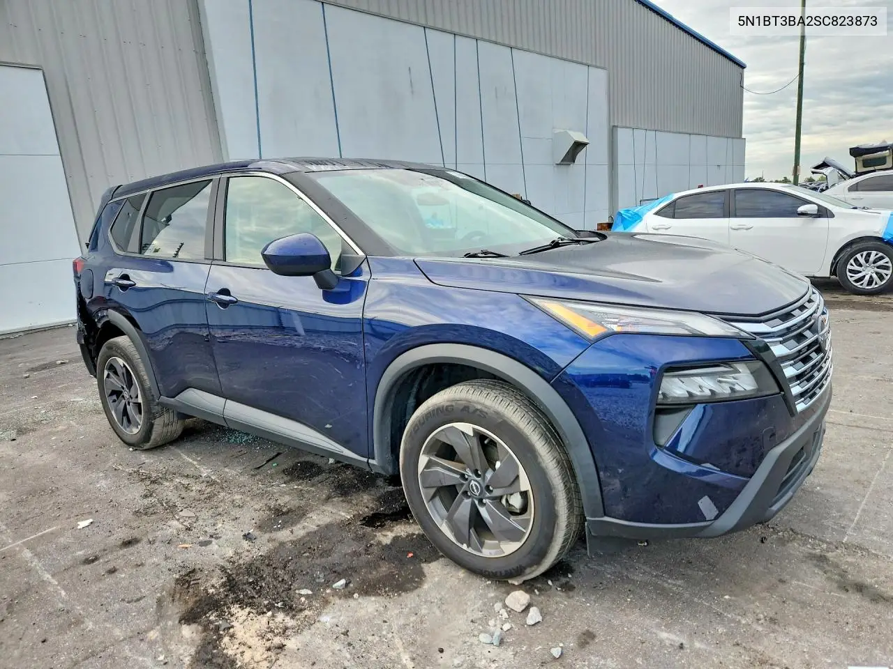 2025 NISSAN ROGUE VIN 5N1BT3BA2SC823873 — фото 4
