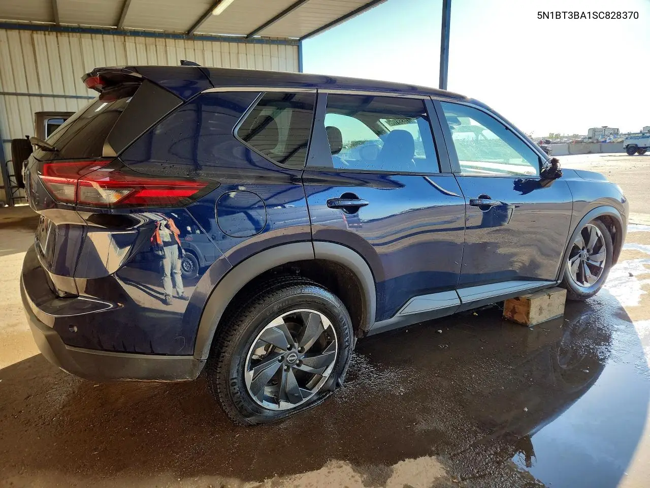 2025 NISSAN ROGUE VIN 5N1BT3BA1SC828370 — фото 3