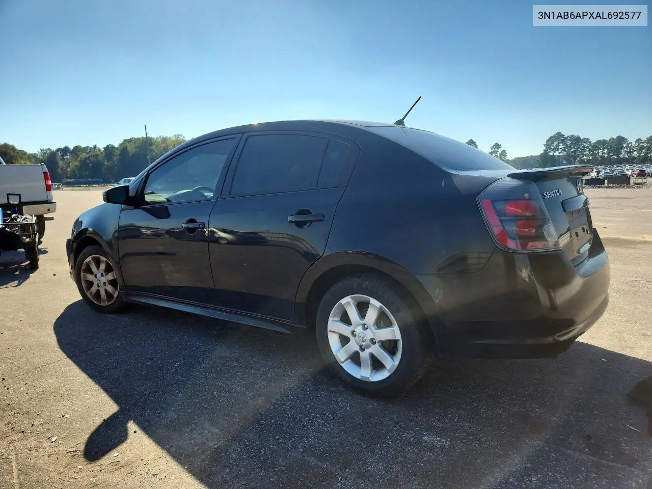2010 NISSAN SENTRA VIN 3N1AB6APXAL692577 — фото 2