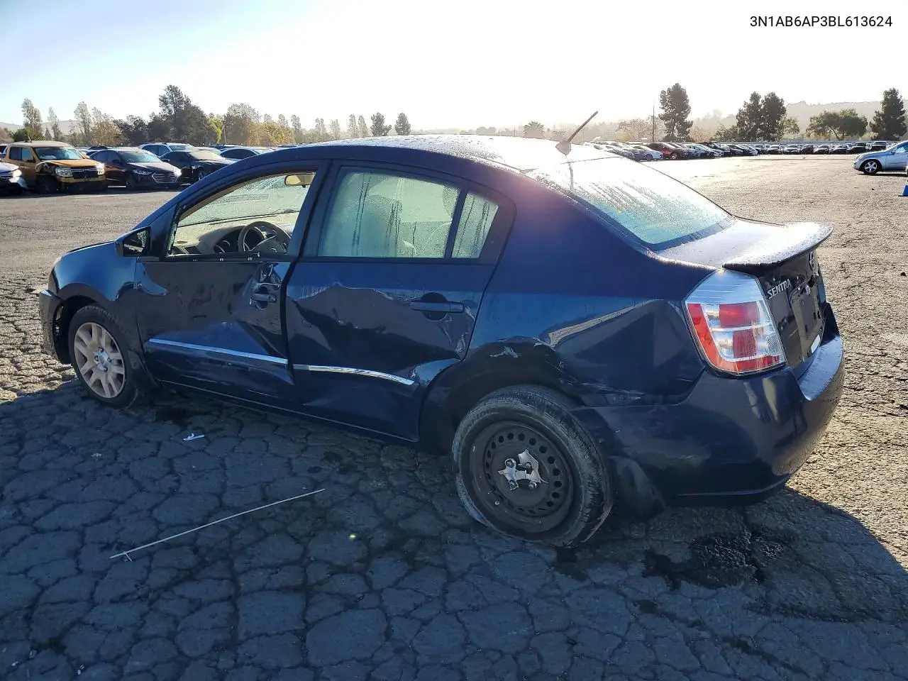 2011 NISSAN SENTRA VIN 3N1AB6AP3BL613624 — фото 2