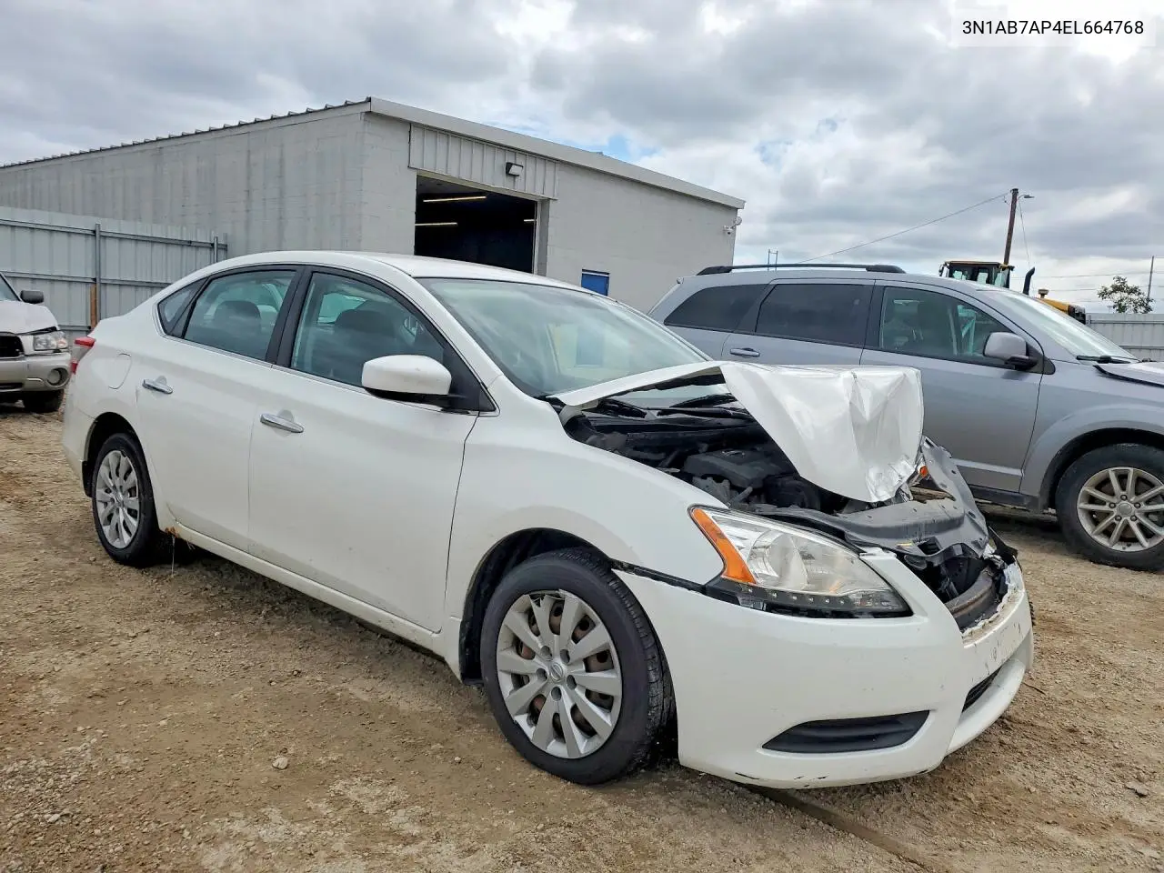 2014 NISSAN SENTRA VIN 3N1AB7AP4EL664768 — фото 4