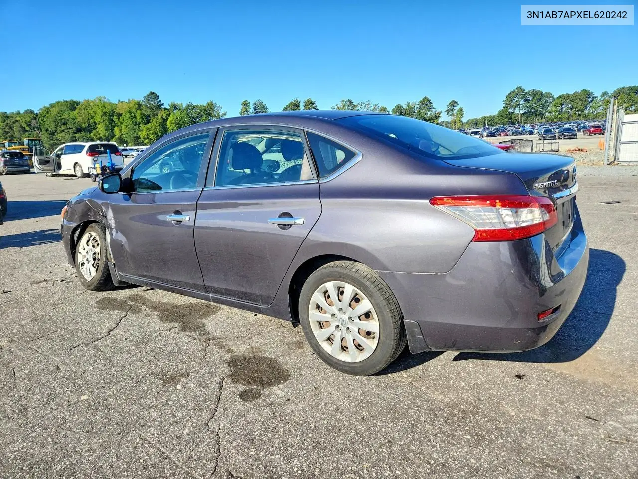 2014 NISSAN SENTRA VIN 3N1AB7APXEL620242 — фото 2