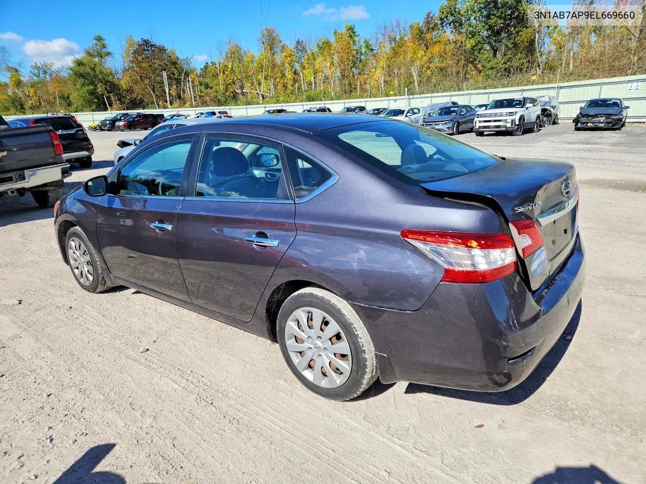 2014 NISSAN SENTRA VIN 3N1AB7AP9EL669660 — фото 2