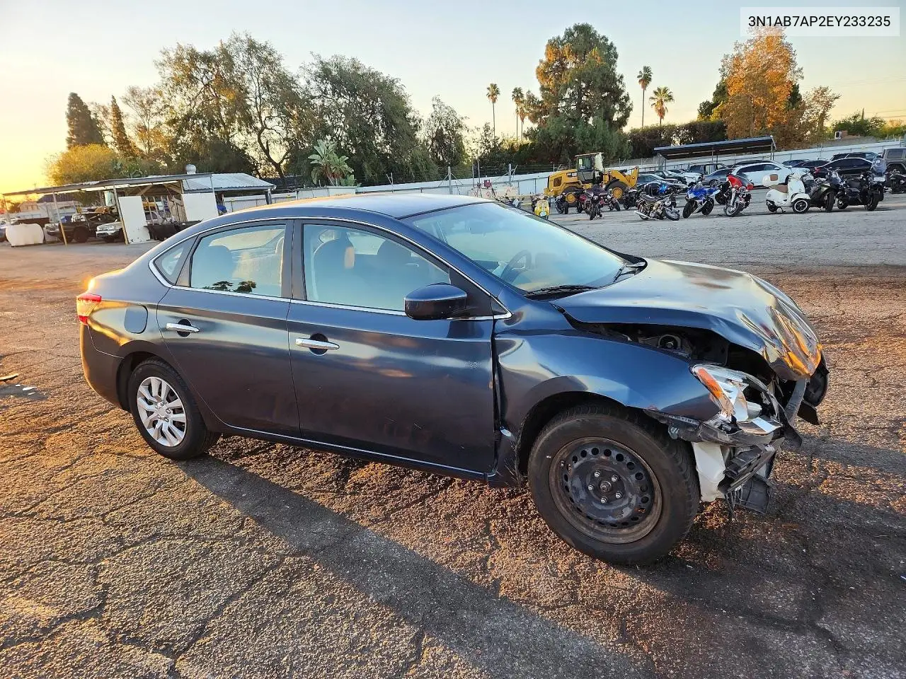 2014 NISSAN SENTRA VIN 3N1AB7AP2EY233235 — фото 4