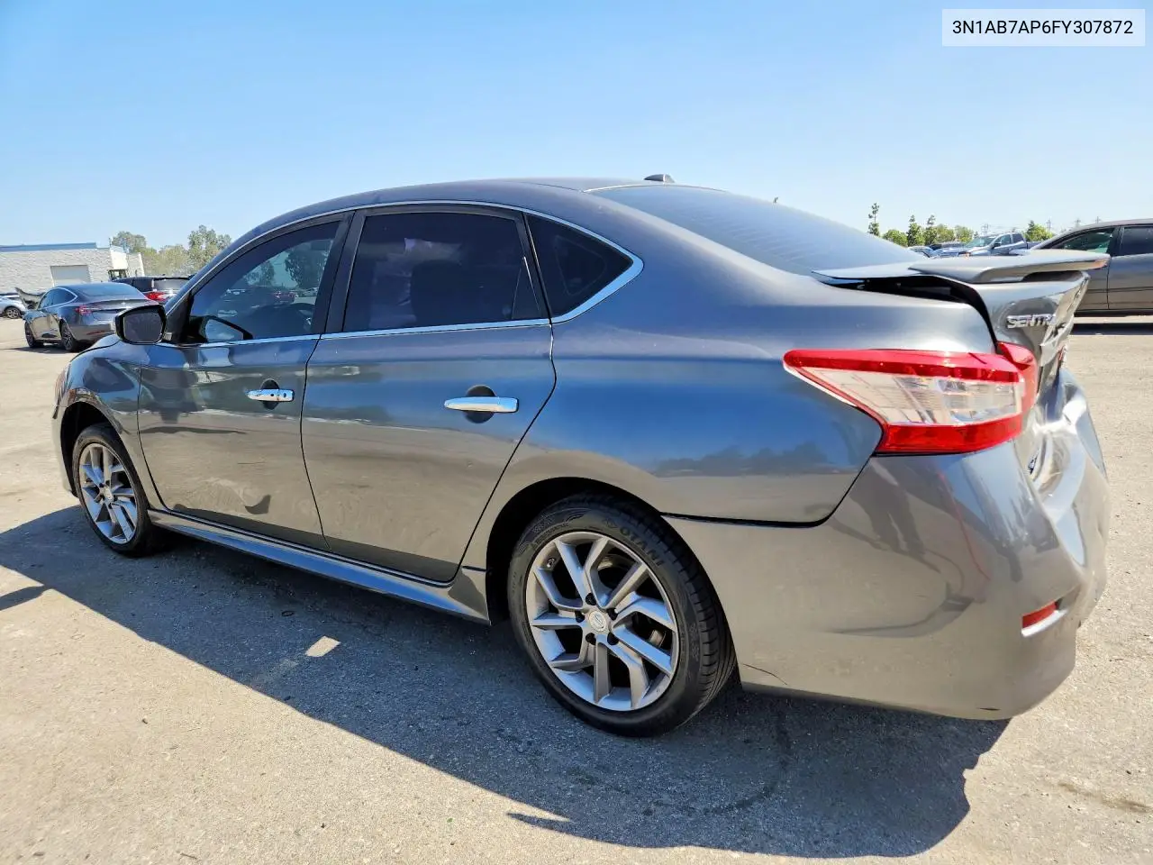 2015 NISSAN SENTRA VIN 3N1AB7AP6FY307872 — фото 2
