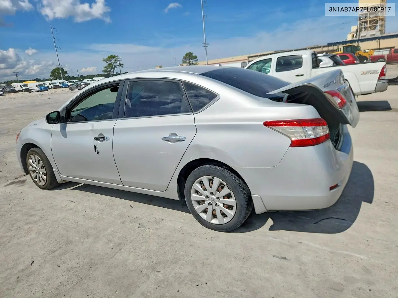 2015 NISSAN SENTRA VIN 3N1AB7AP7FL680917 — фото 2