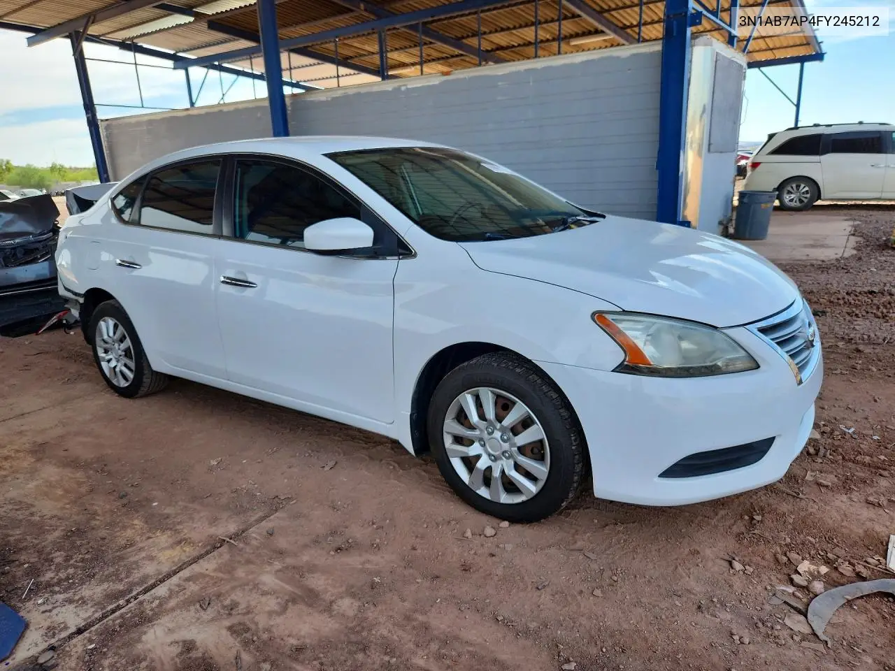 2015 NISSAN SENTRA VIN 3N1AB7AP4FY245212 — фото 4
