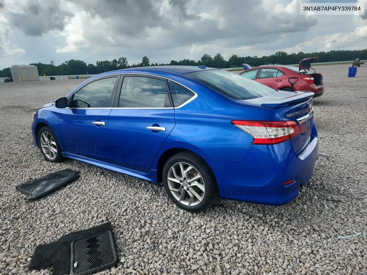2015 NISSAN SENTRA VIN 3N1AB7AP4FY339784 — фото 2