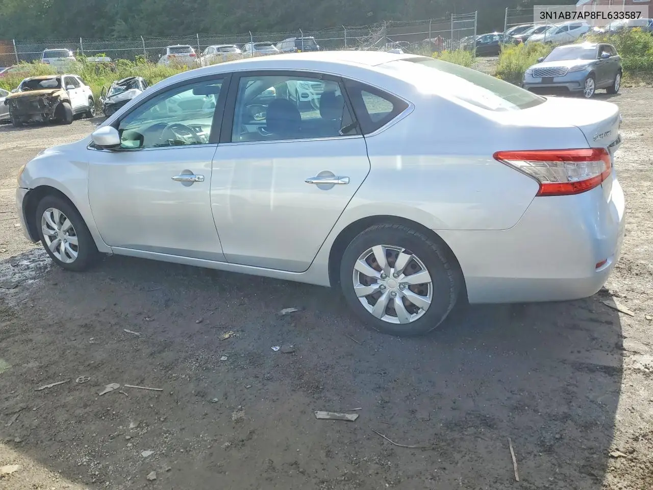 2015 NISSAN SENTRA VIN 3N1AB7AP8FL633587 — фото 2