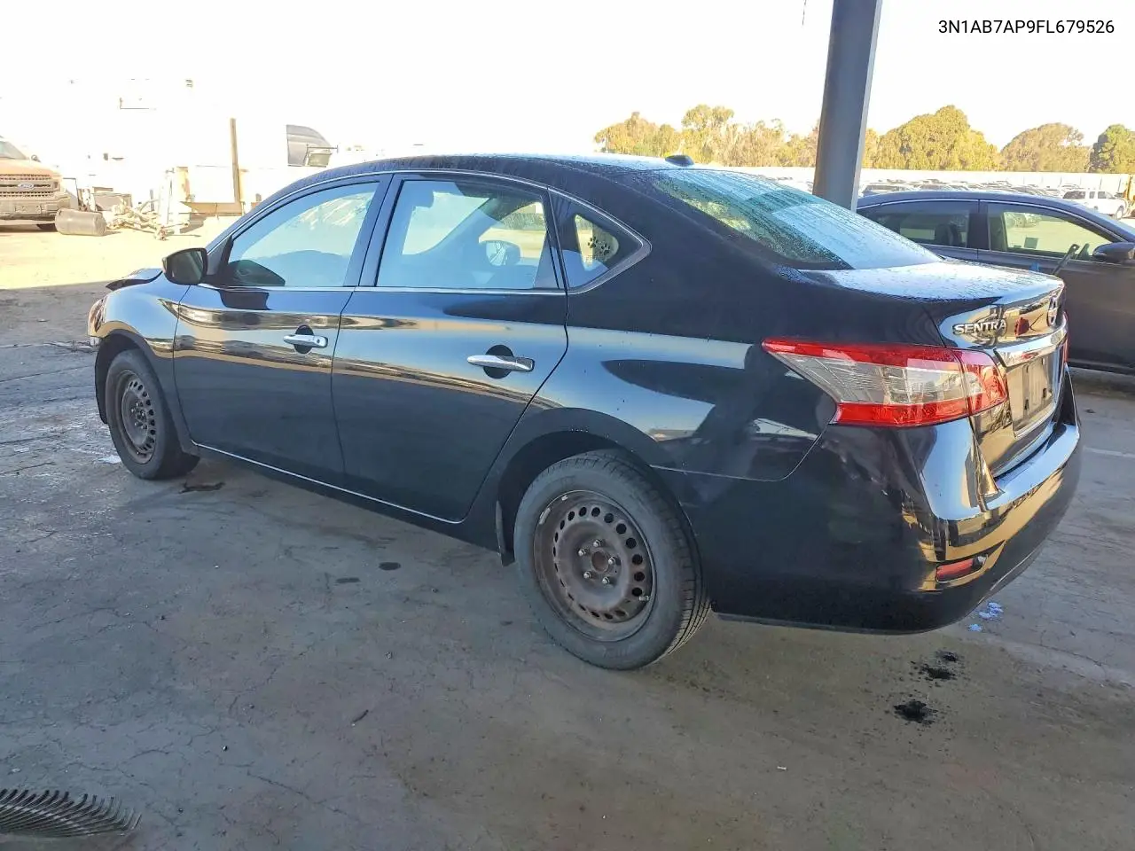 2015 NISSAN SENTRA VIN 3N1AB7AP9FL679526 — фото 2