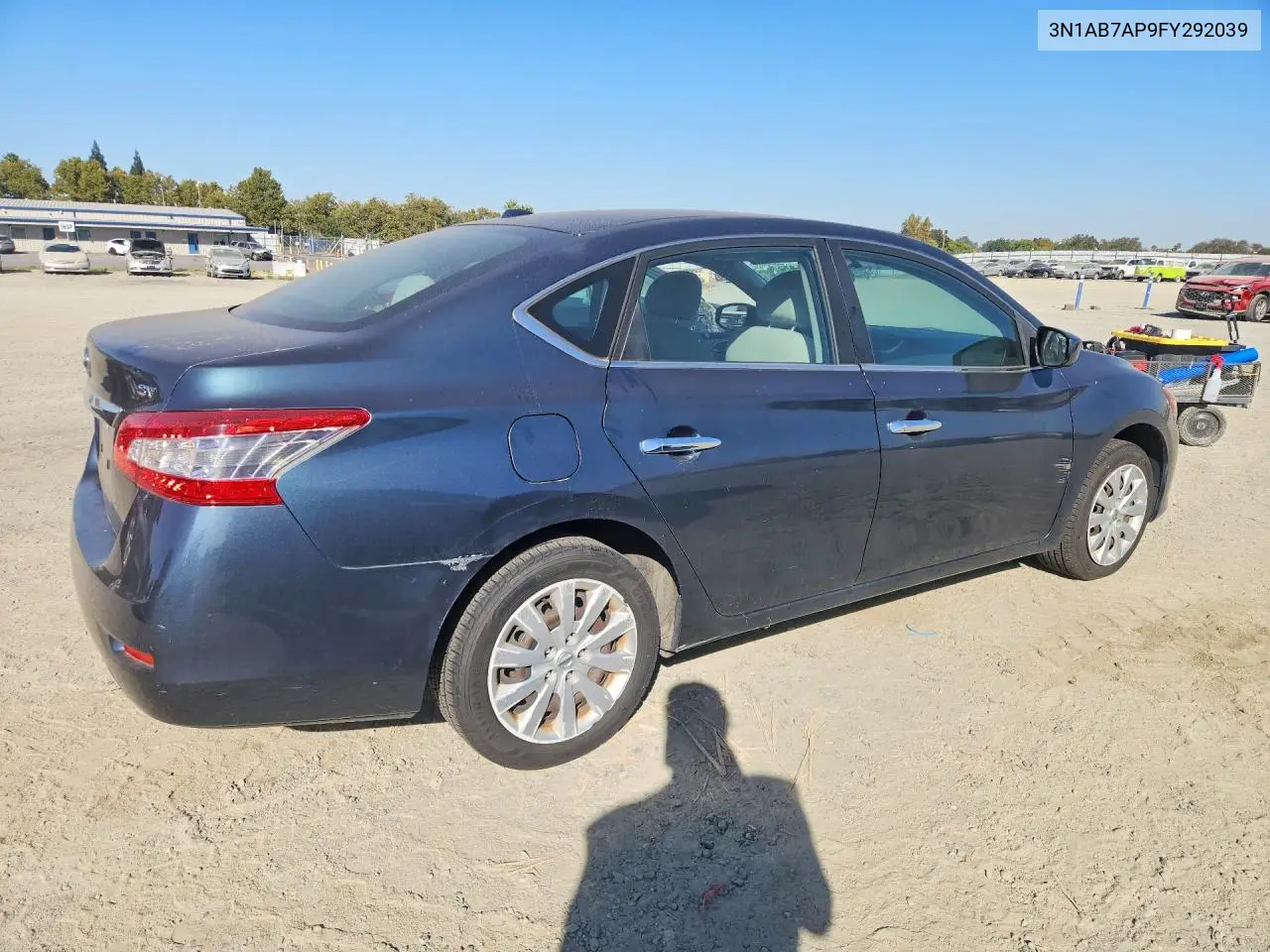 2015 NISSAN SENTRA VIN 3N1AB7AP9FY292039 — фото 3