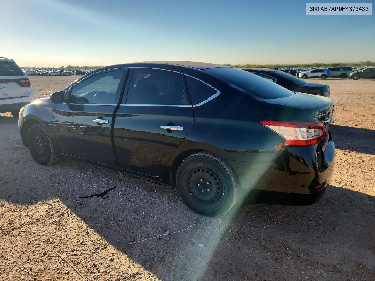 2015 NISSAN SENTRA VIN 3N1AB7AP0FY373432 — фото 2