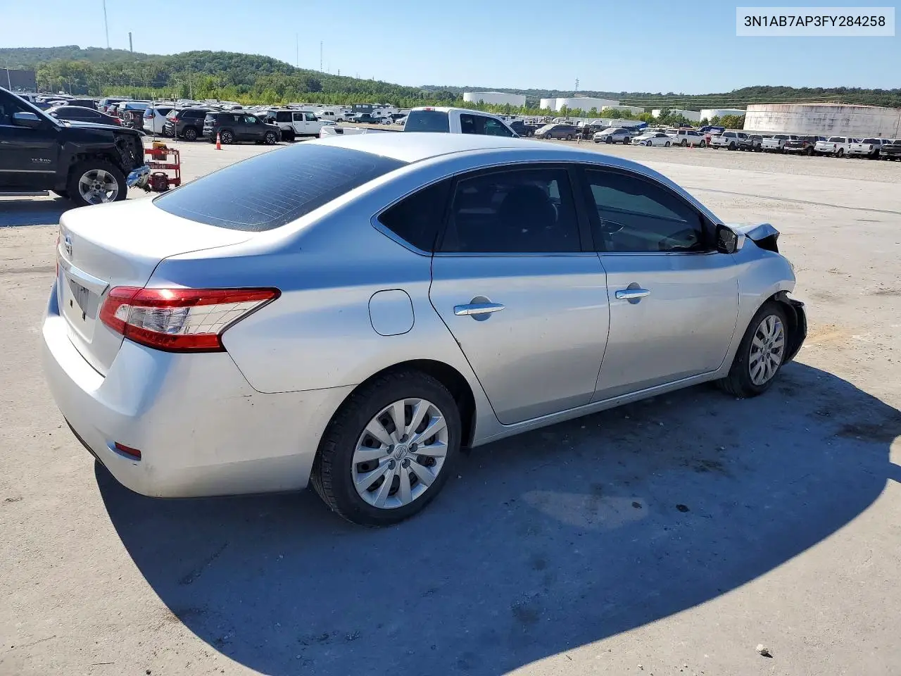2015 NISSAN SENTRA VIN 3N1AB7AP3FY284258 — фото 3