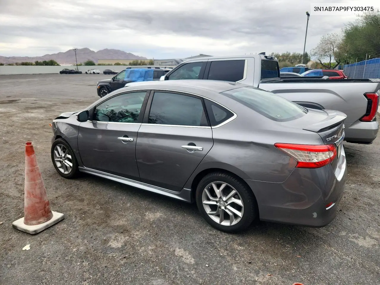 2015 NISSAN SENTRA VIN 3N1AB7AP9FY303475 — фото 2