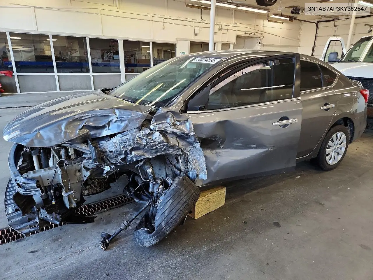 NISSAN SENTRA 2019, VIN 3N1AB7AP3KY362547