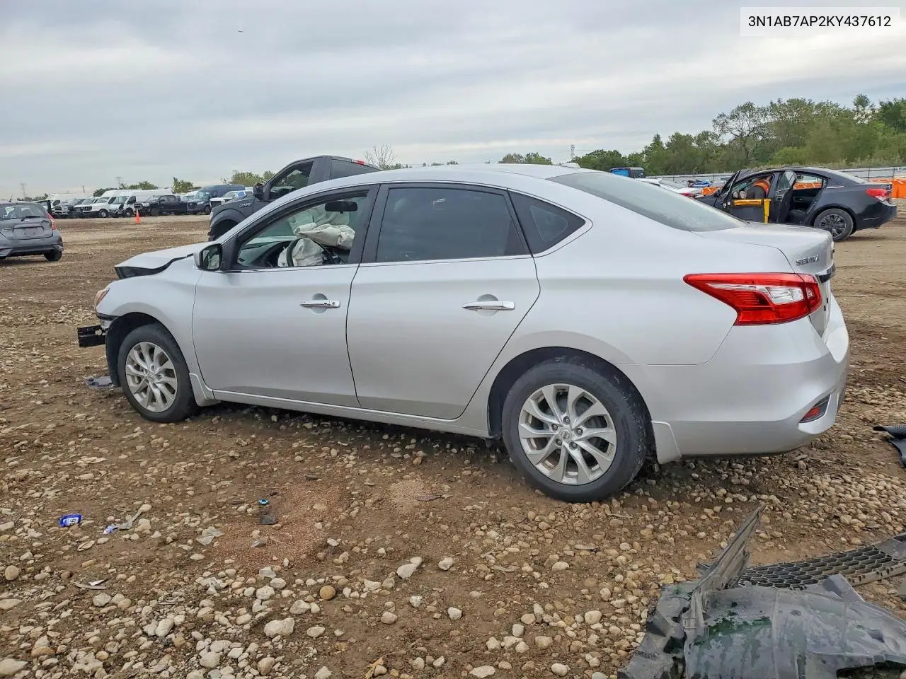 2019 NISSAN SENTRA VIN 3N1AB7AP2KY437612 — фото 2