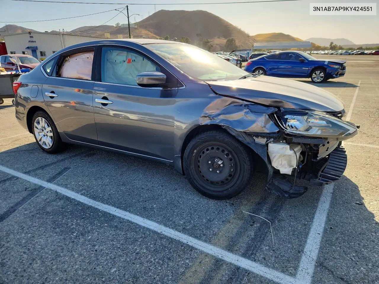 2019 NISSAN SENTRA VIN 3N1AB7AP9KY424551 — фото 4