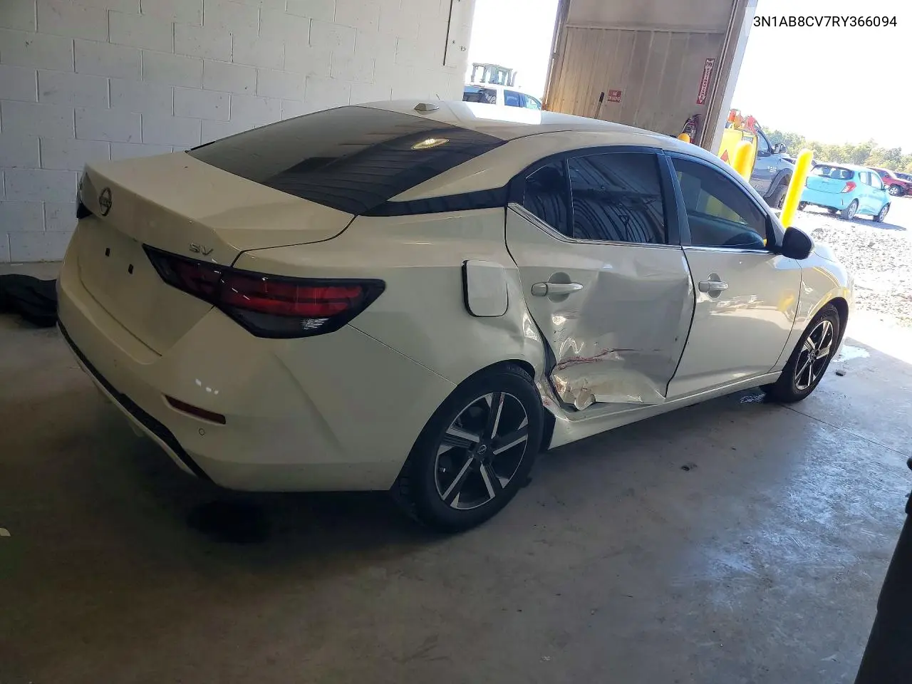 2024 NISSAN SENTRA VIN 3N1AB8CV7RY366094 — фото 3